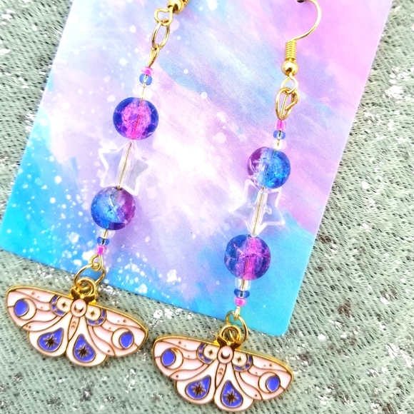 Luna moth star moon earrings dangles - Picture 1 of 4